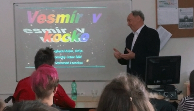 Predn&aacute;&scaron;al n&aacute;m RNDr. Vojtech Ru&scaron;in, DrSc., Astronomick&yacute; &uacute;stav SAV